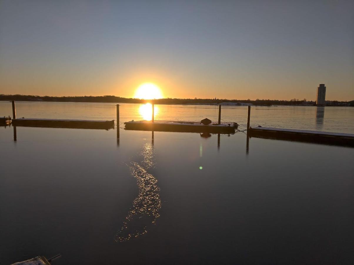 Ostsee Hausboot Schleswig Ostseeblick 1 Zewnętrze zdjęcie